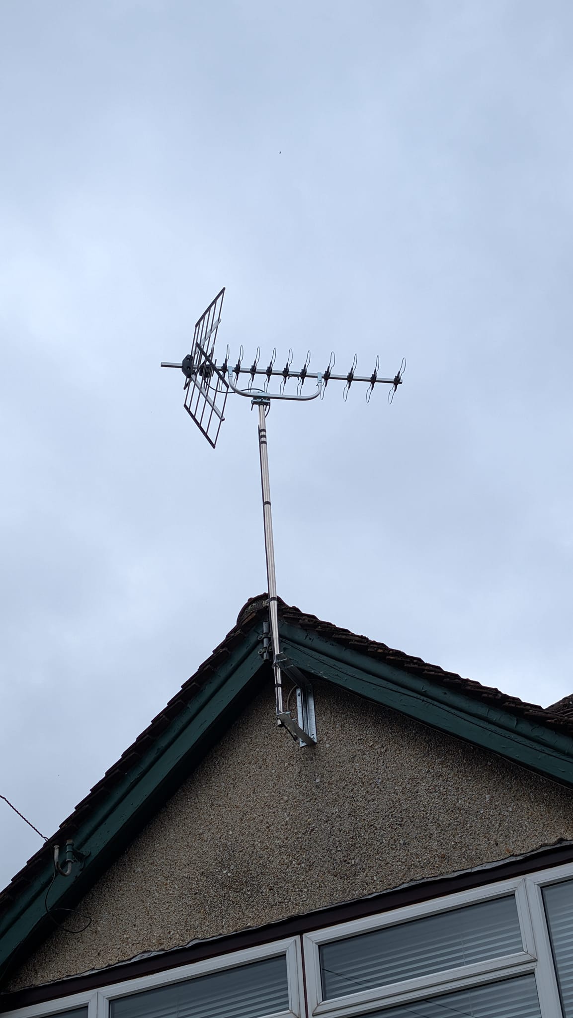 Satellite installation
